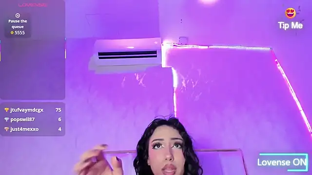 zarahfoster webcam
