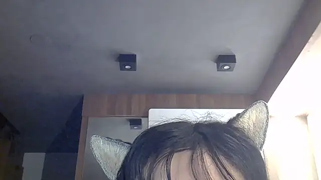 SkinnyKitten webcam