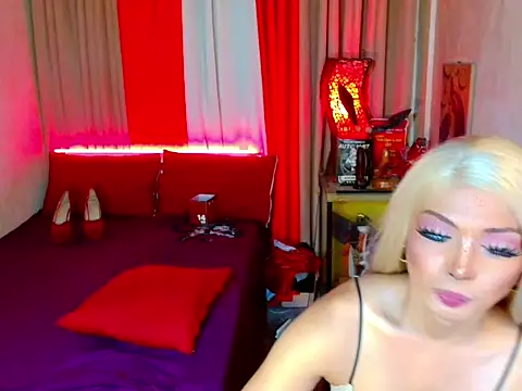 Phenomenal_Shemale webcam