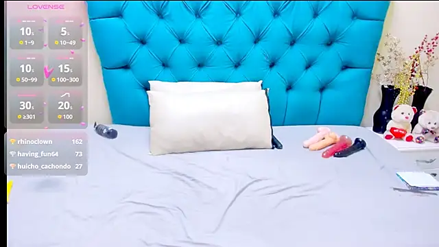 Nayla_Garner webcam