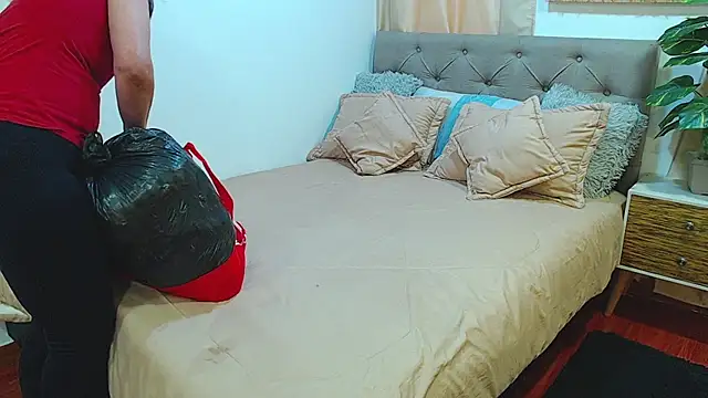 sasi_luna webcam