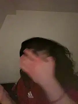 LeonieClairee webcam