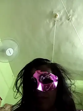 love__rani - LOVE__RANI's free webcam - UK Sex Cams