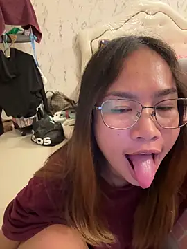 Ponthip webcam