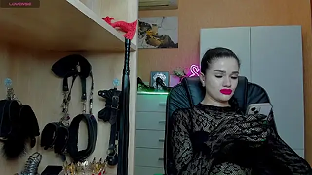 KristiTopxx live cam on StripChat