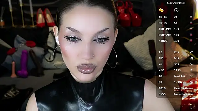 MistressDarsy webcam