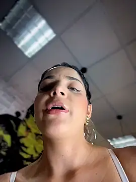 ArieliciousXXX Live Webcam on Stripchat