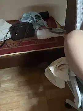 Mina048 live cam on StripChat
