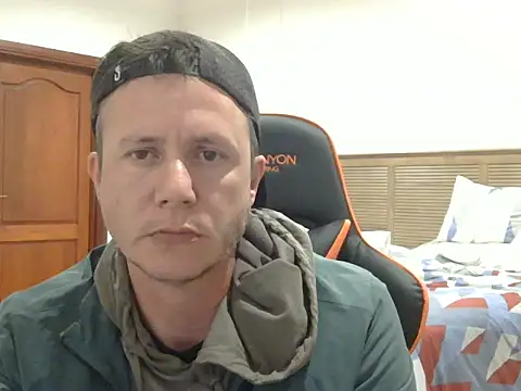 TroyDieselXXX webcam