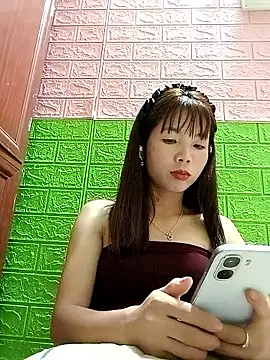 AmyLinee01 webcam