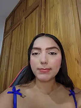 Mia_em webcam