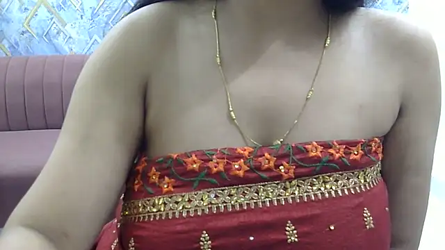 zoyaa-sexy