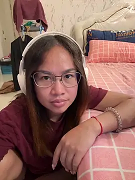 Ponthip webcam