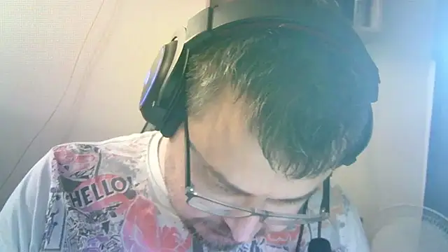 SirAbuser webcam