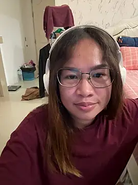 Ponthip webcam
