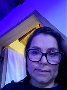MariaPau_83 live cam on StripChat