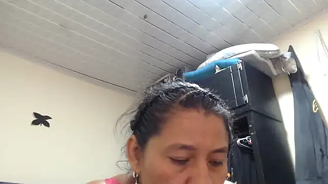 adrixxx38 webcam