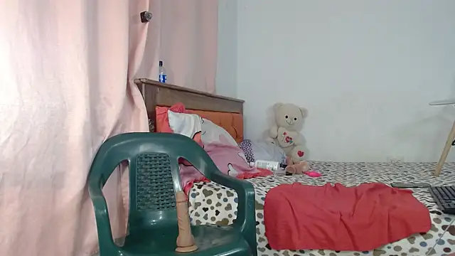 lawuaifu1 (F young) - finger in the ass 🍑😈