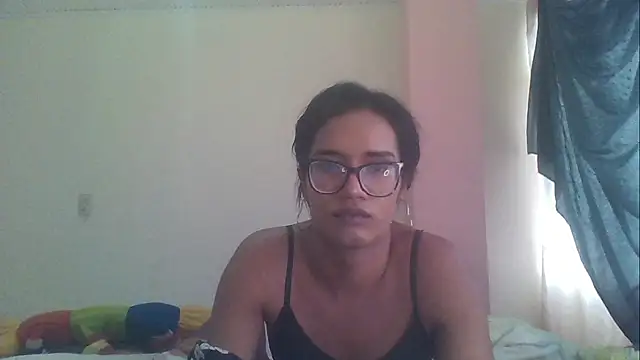 Modelo: horny_brii