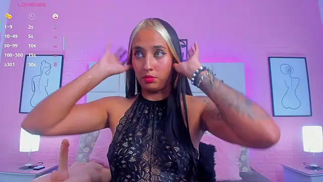 charlotte_kisss webcam