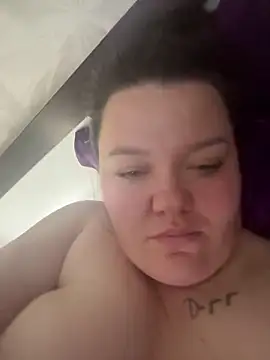 SunnyLeila2101 webcam