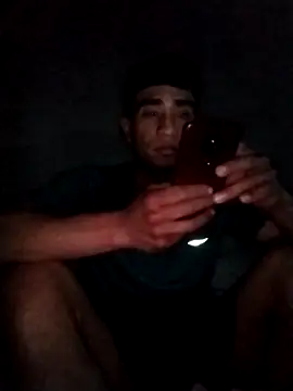 Leonelonfiremusic webcam