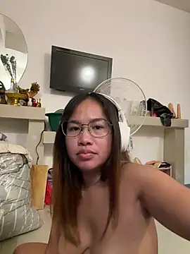 Ponthip webcam