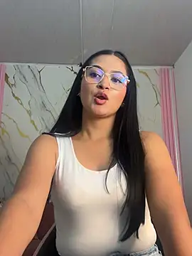 Anniee_kors webcam