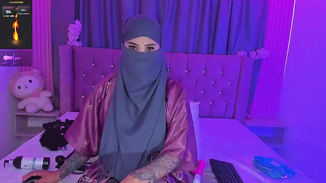 Nayla-Mouna webcam