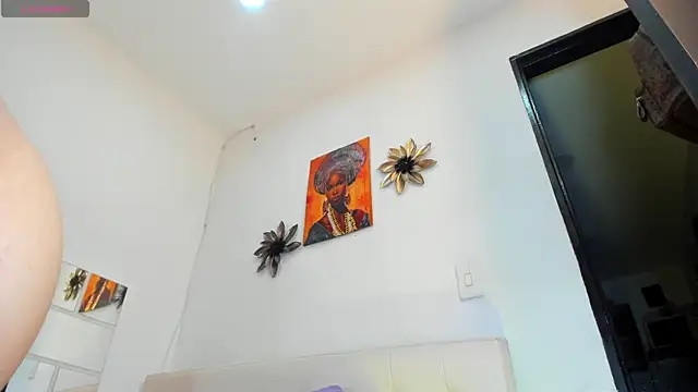 MiaEvans0 webcam