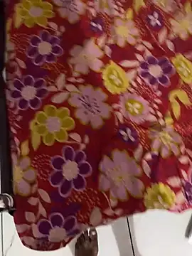 Priyanka011 webcam