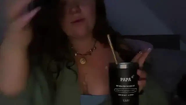 SummerHoney webcam