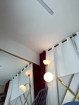 Lila-pinkky webcam