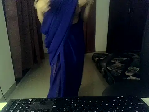 DreamyDesireX webcam