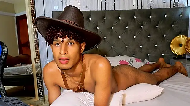 Alex_Bloom webcam