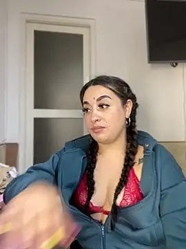 IvySanchez_Pinkk