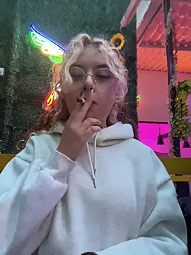 joyce-fire (F young) - Flash tits 🍒⚡️