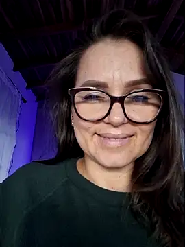 MariaPau_83 webcam