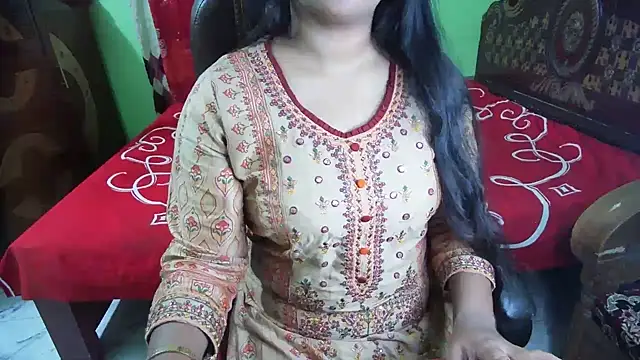 BengaliQueenStar webcam