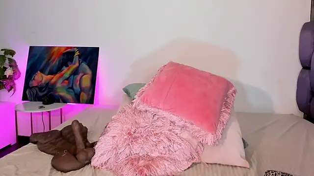 NicoleDiior webcam
