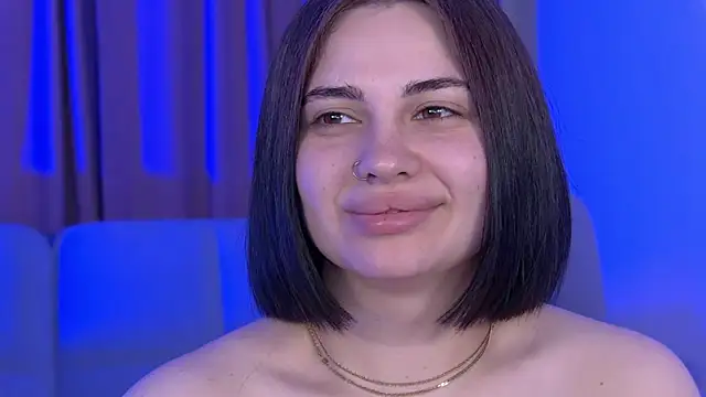 AdrianaToress live cam on StripChat