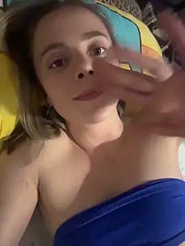 AlisaKissss webcam