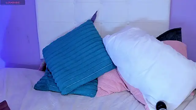 Charlotte11-11 webcam