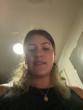 Andrea_19blonde webcam