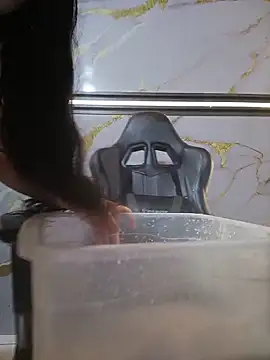 Zoebreastmilk2 webcam