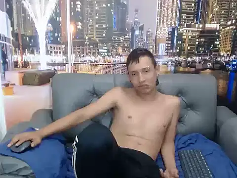 Live sex cam of santiago_miler