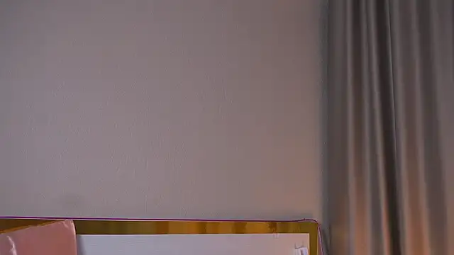 Alisa-Wet webcam