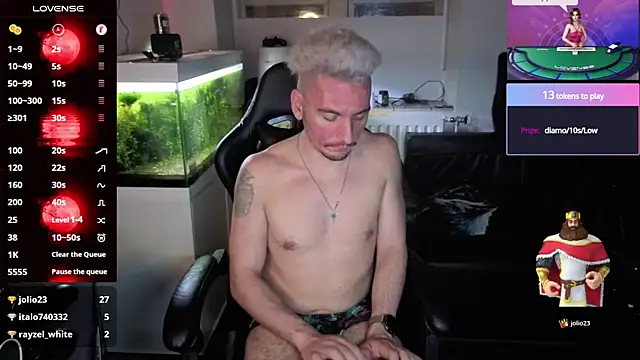 Rayzel_White webcam