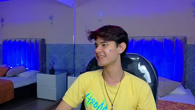 Derek_Sinn webcam