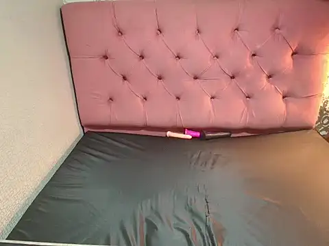 MaryMorganx webcam